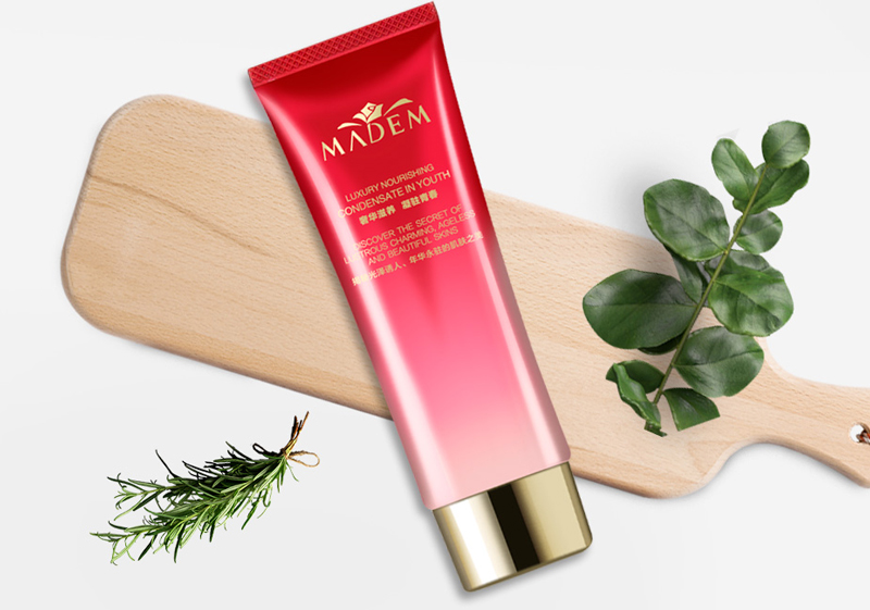 禡玳细致净颜洁面膏